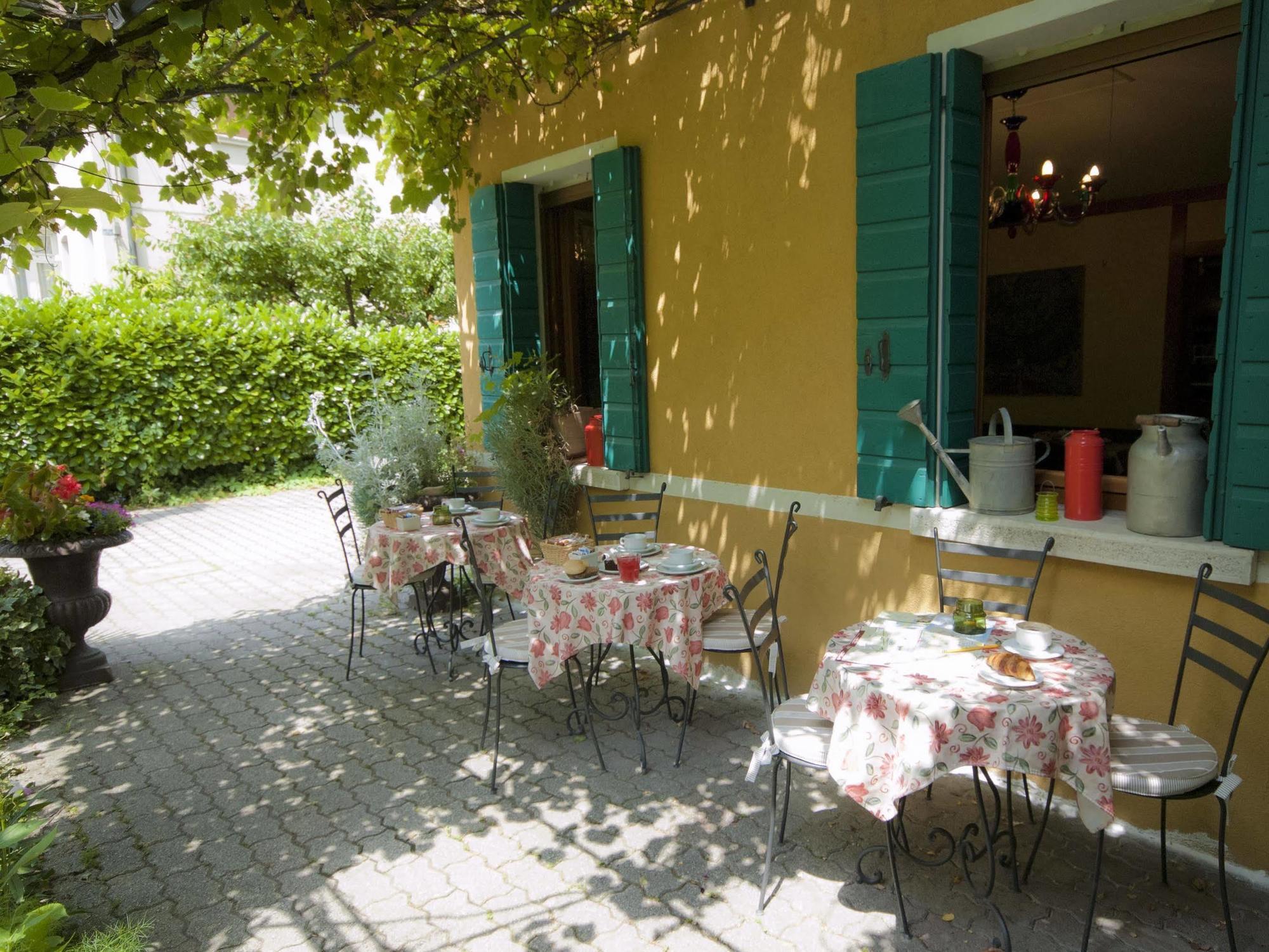 Antica Villa Graziella Marghera Exterior foto